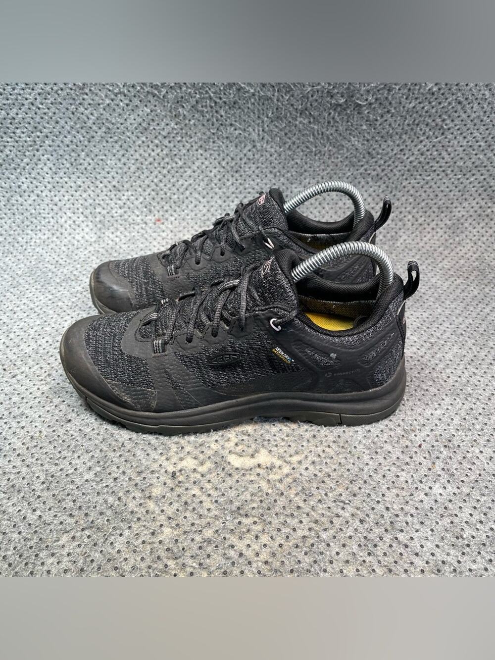 Keen Terradora II Waterproof Black Hiking Shoes Size 7 Women’s